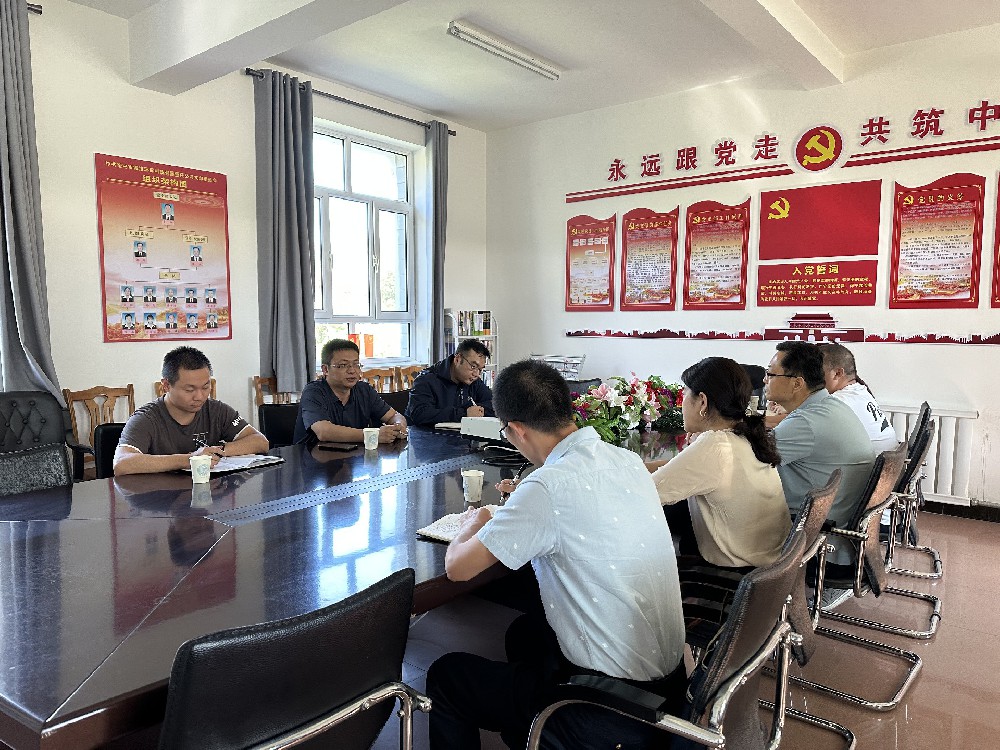 奎屯市誠潔環(huán)?？萍加邢挢?zé)任公司 迎接克拉瑪依市衛(wèi)健委考察組實地考察